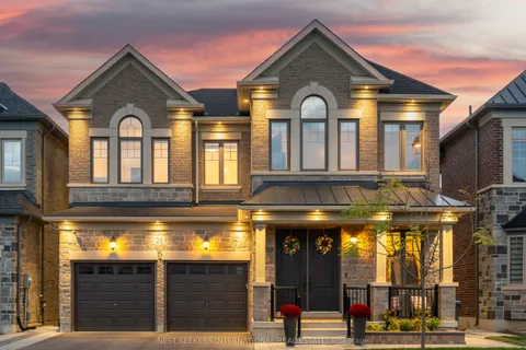 21 Clover Bend Terrace, ON L7E 4M6