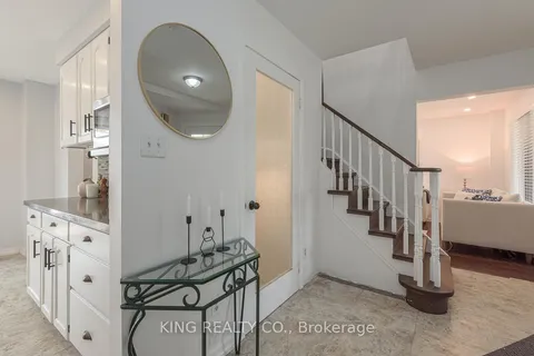 336 Lisa Marie Drive, ON L9W 4M4