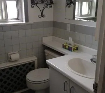 23 Green Lanes N/A, ON M8Z 4V5