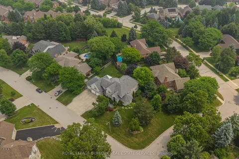 1400 Tamworth Court, ON L7P 4V3