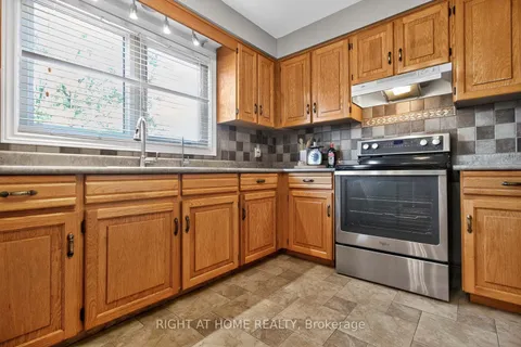 4433 Sedgefield Road, ON L5M 3B6