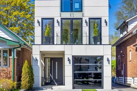 40 Sixth Street, ON M8V 3A2