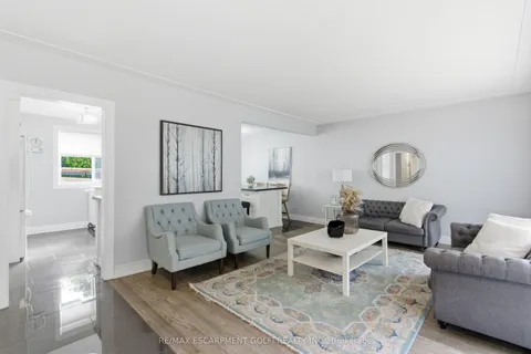 5372 Spruce Avenue, ON L7L 1N7