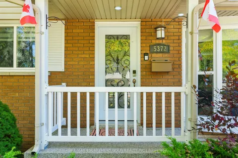 5372 Spruce Avenue, ON L7L 1N7