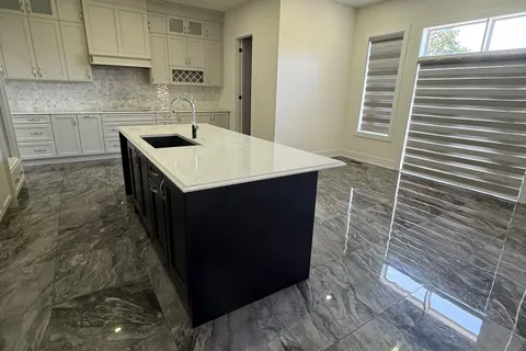 48 Abigail Grace Crescent, ON L6X 5R2