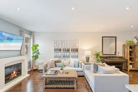 37 Diamond Leaf Lane, ON L7G 0G7