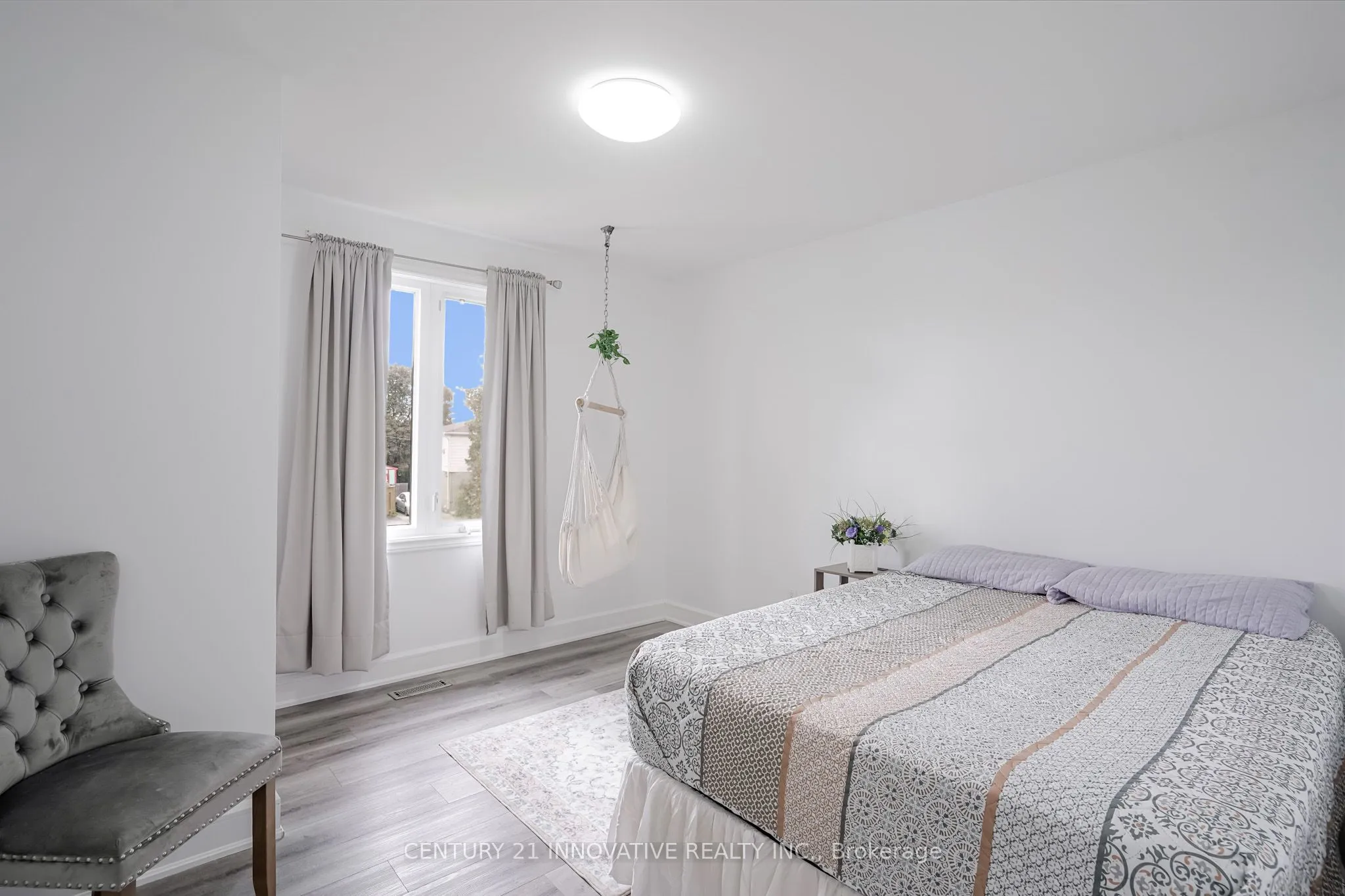 13 Dorset Drive, ON L6T 2Y1