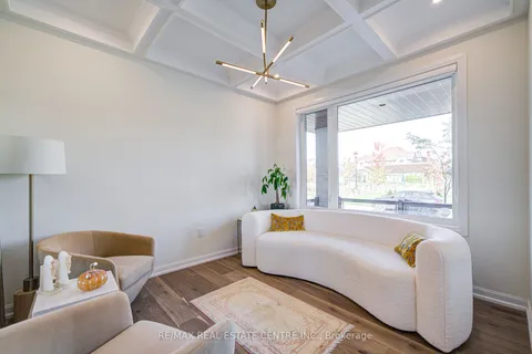 3268 Cloise Way, ON L6M 1R2