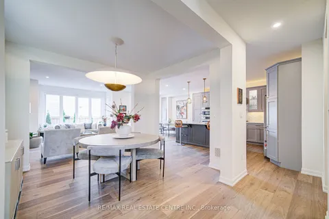 3268 Cloise Way, ON L6M 1R2