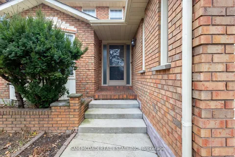 2093 The Chase, ON L5M 3B8