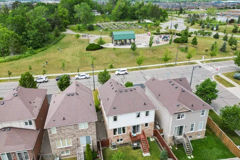 216 Ruhl Drive, ON L9T 8C9