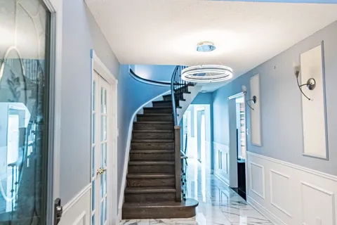 43 Horsham Street, ON L6X 3R4