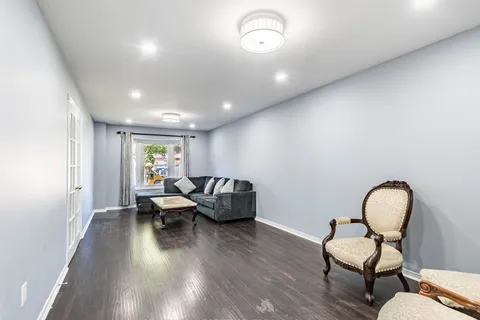 43 Horsham Street, ON L6X 3R4