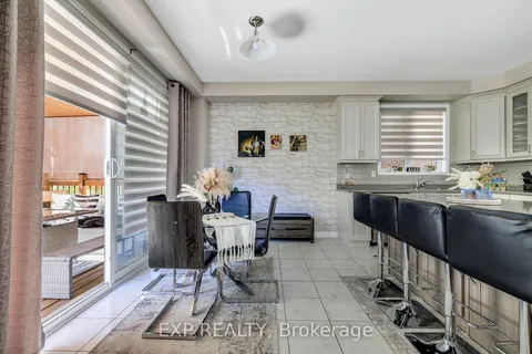 1394 Day Terrace, ON L9E 1E2