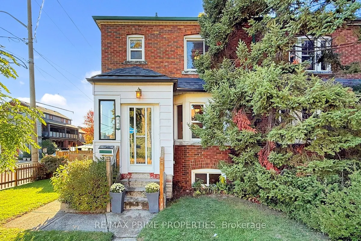 664 Durie Street, ON M6S 3H3