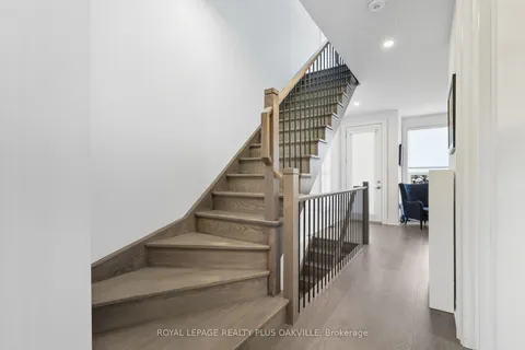 3228 Ellyn Common, ON L7N 0A3