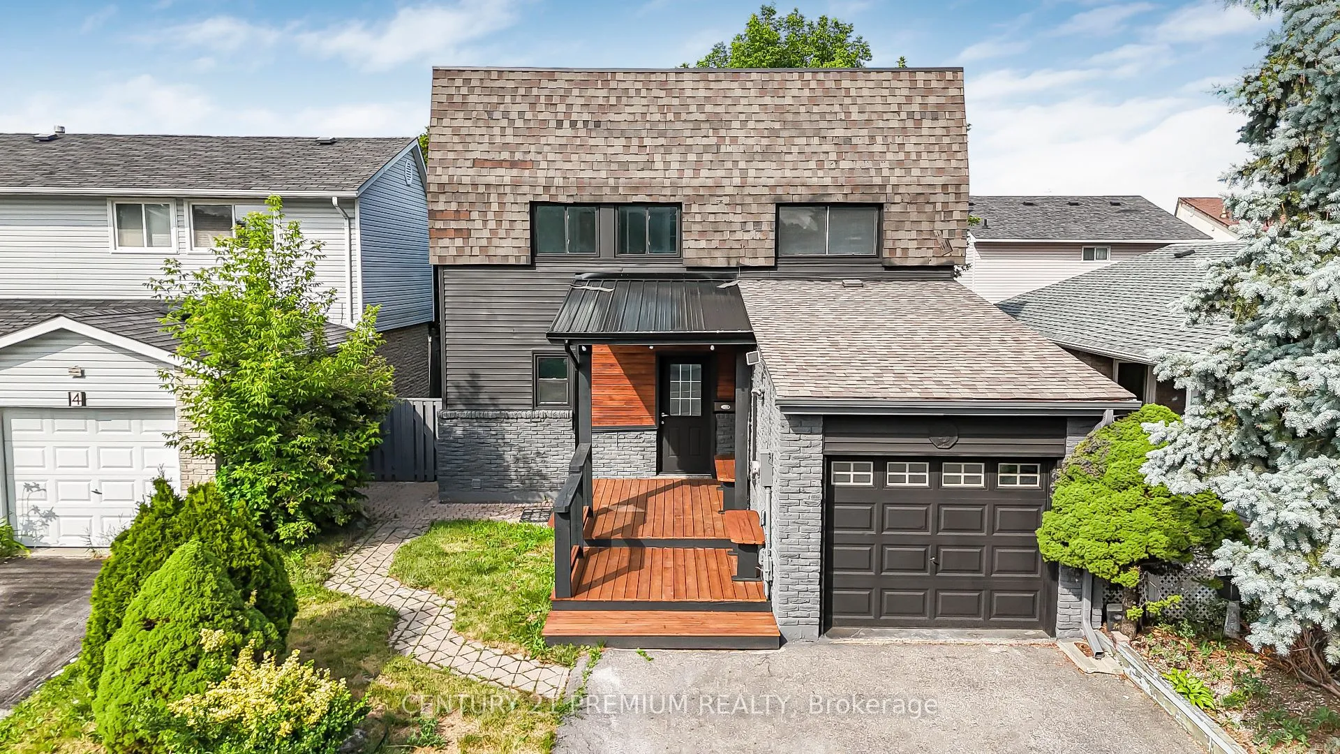 3 Garland Court, ON L6S 2E3