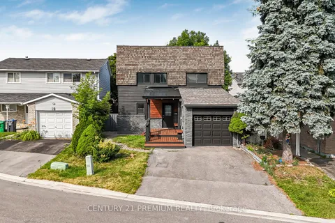 3 Garland Court, ON L6S 2E3