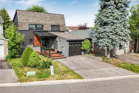 3 Garland Court, ON L6S 2E3