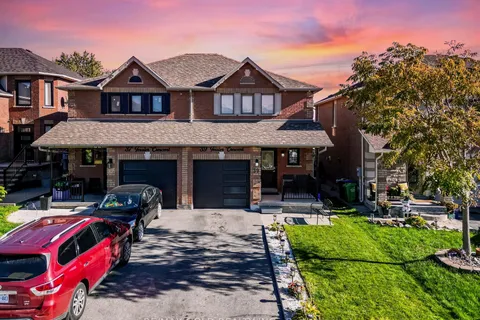 39 Tessler Crescent, ON L6X 4P8