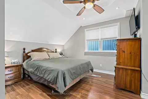 7 Temple Road, ON L7G 3J6