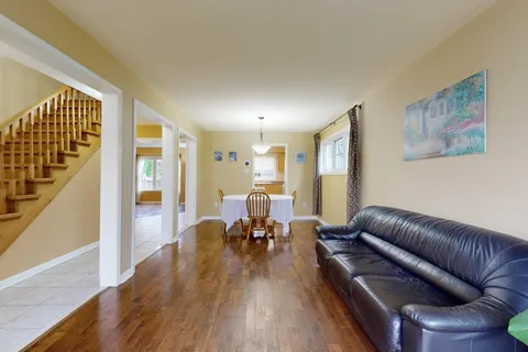 5919 Osprey Boulevard, ON L5N 8J7