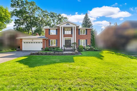 1511 Ballyclare Drive, ON L5C 1J4