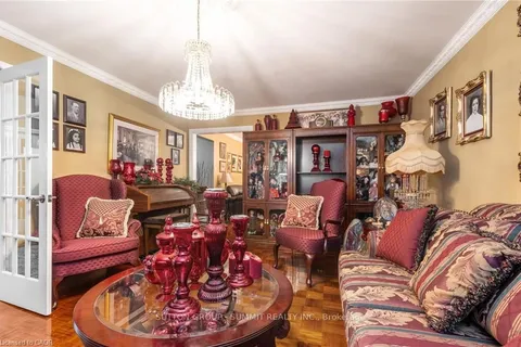 2545 Pollard Drive, ON L5C 3G9