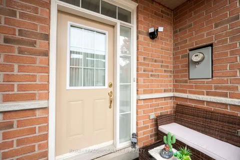 364 Hobbs Crescent, ON L9T 0J2