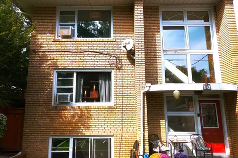 18 Muskoka Avenue, ON M8W 1H3