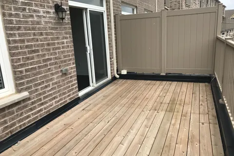 9 Temple Manor Road, ON L6Y 6C5