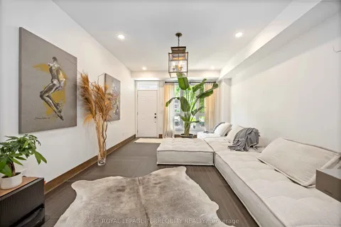 3 Elsie Lane, ON M6P 0B8