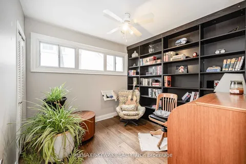 25 Mineola Road, ON L5G 2E3