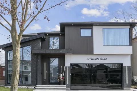 37 Wanita Road, ON L5G 1B3