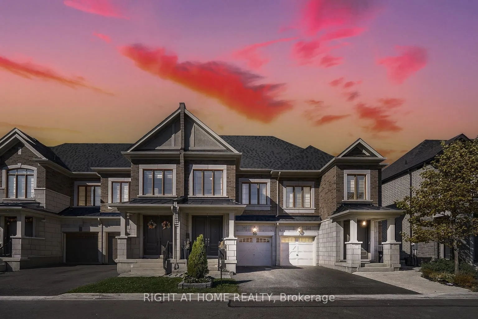 16 Angelfish Road, ON L7A 5C5