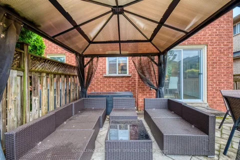 2101 Shady Glen Road, ON L6M 3P1