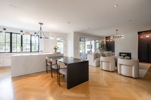 367 Seaton Drive, ON L6L 3X9