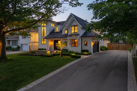 367 Seaton Drive, ON L6L 3X9