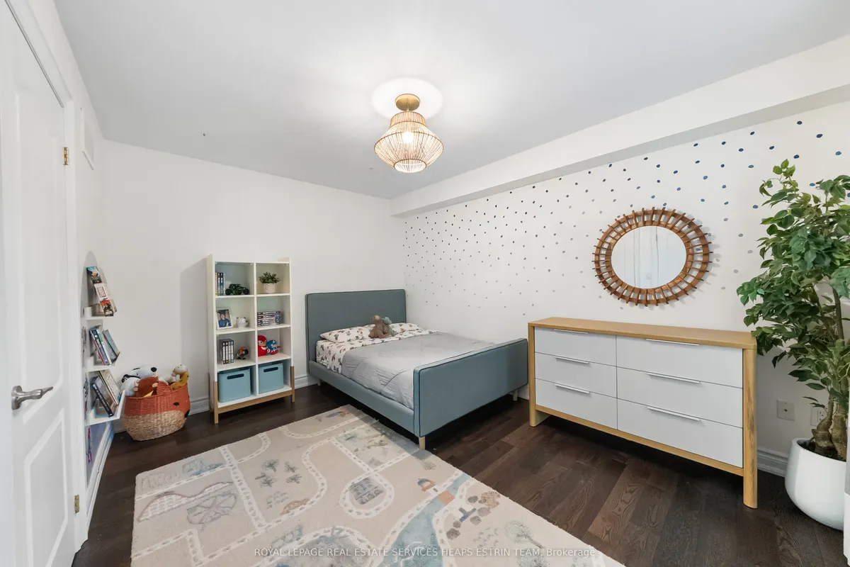 11 Tyre Avenue, ON M9A 1C5