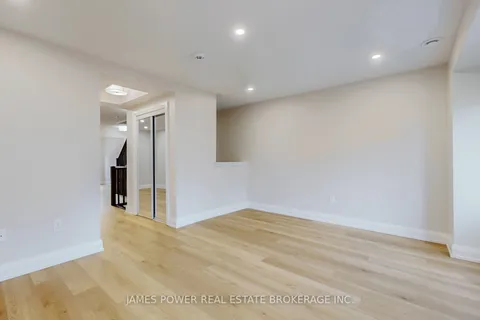 6020 Derry Road, ON L9T 8L6