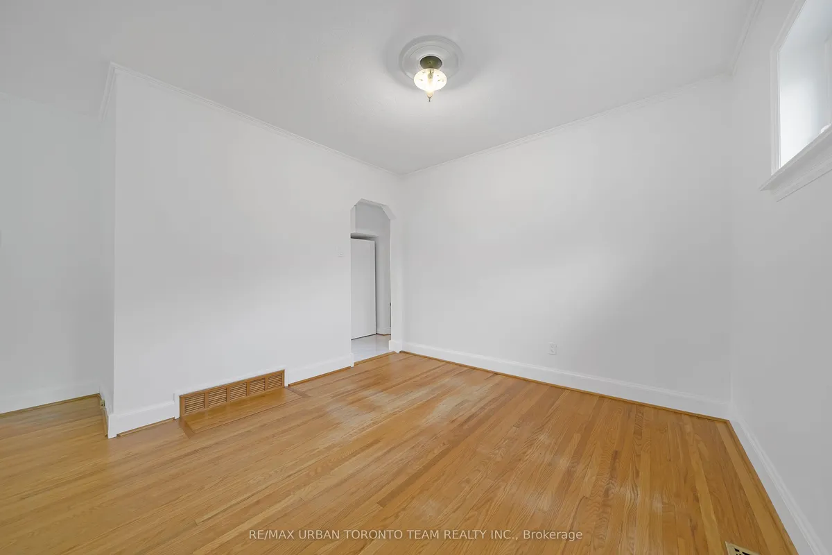 25 Westhead Road, ON M8W 4R7