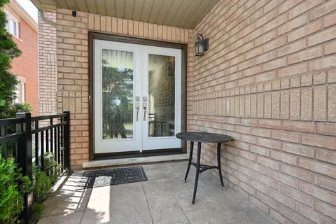 64 Mossgrove Crescent, ON L7A 3E6