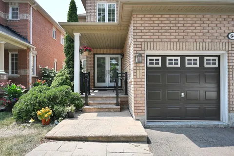 64 Mossgrove Crescent, ON L7A 3E6