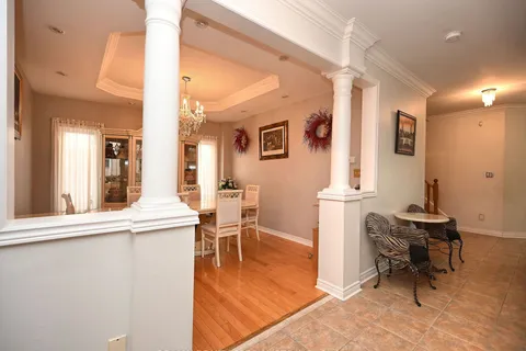 64 Mossgrove Crescent, ON L7A 3E6