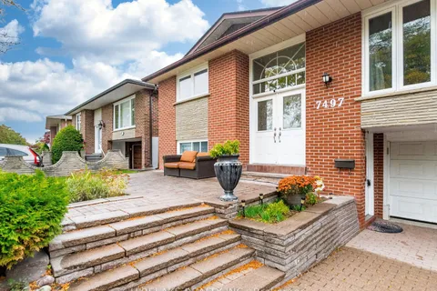 7497 Middleshire Drive, ON L4T 3S3