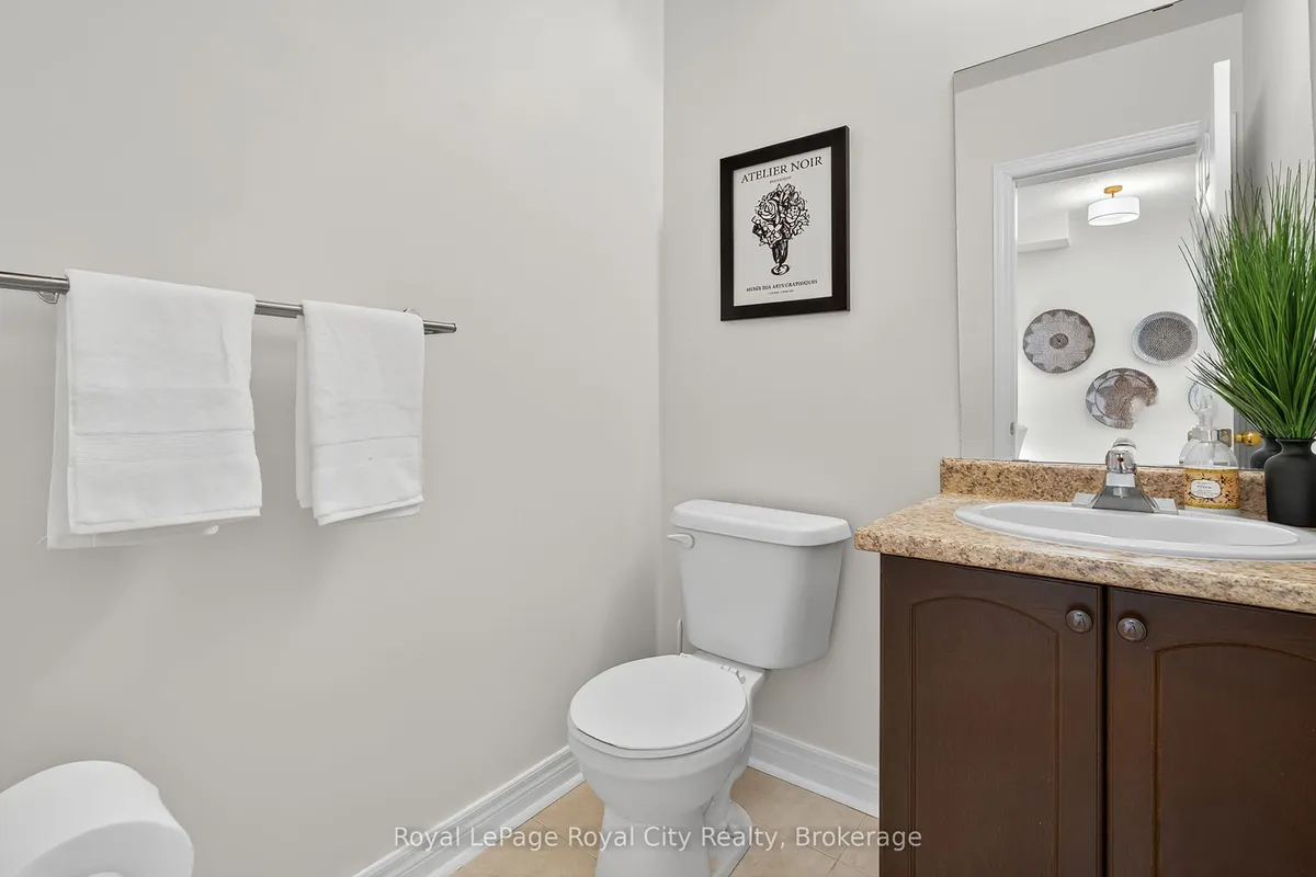 275 Comiskey Crescent, ON L5W 0C4