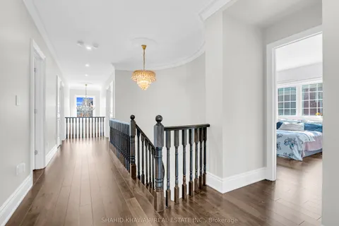 5063 Summersky Court, ON L5M 0R3