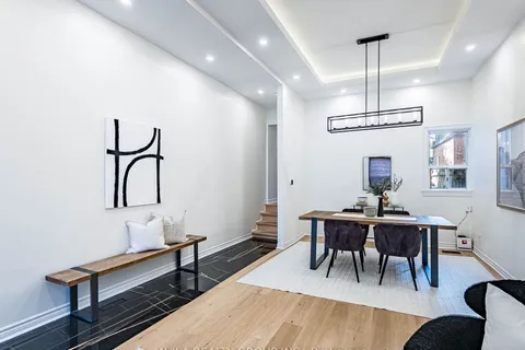 918 Ossington Avenue, ON M6G 3V1