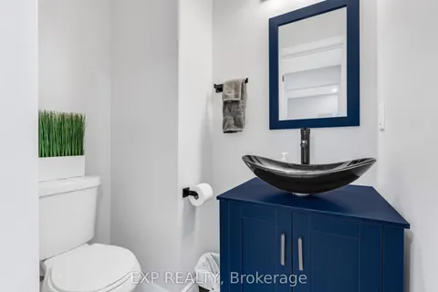 2258 Manchester Drive, ON L7P 3W2