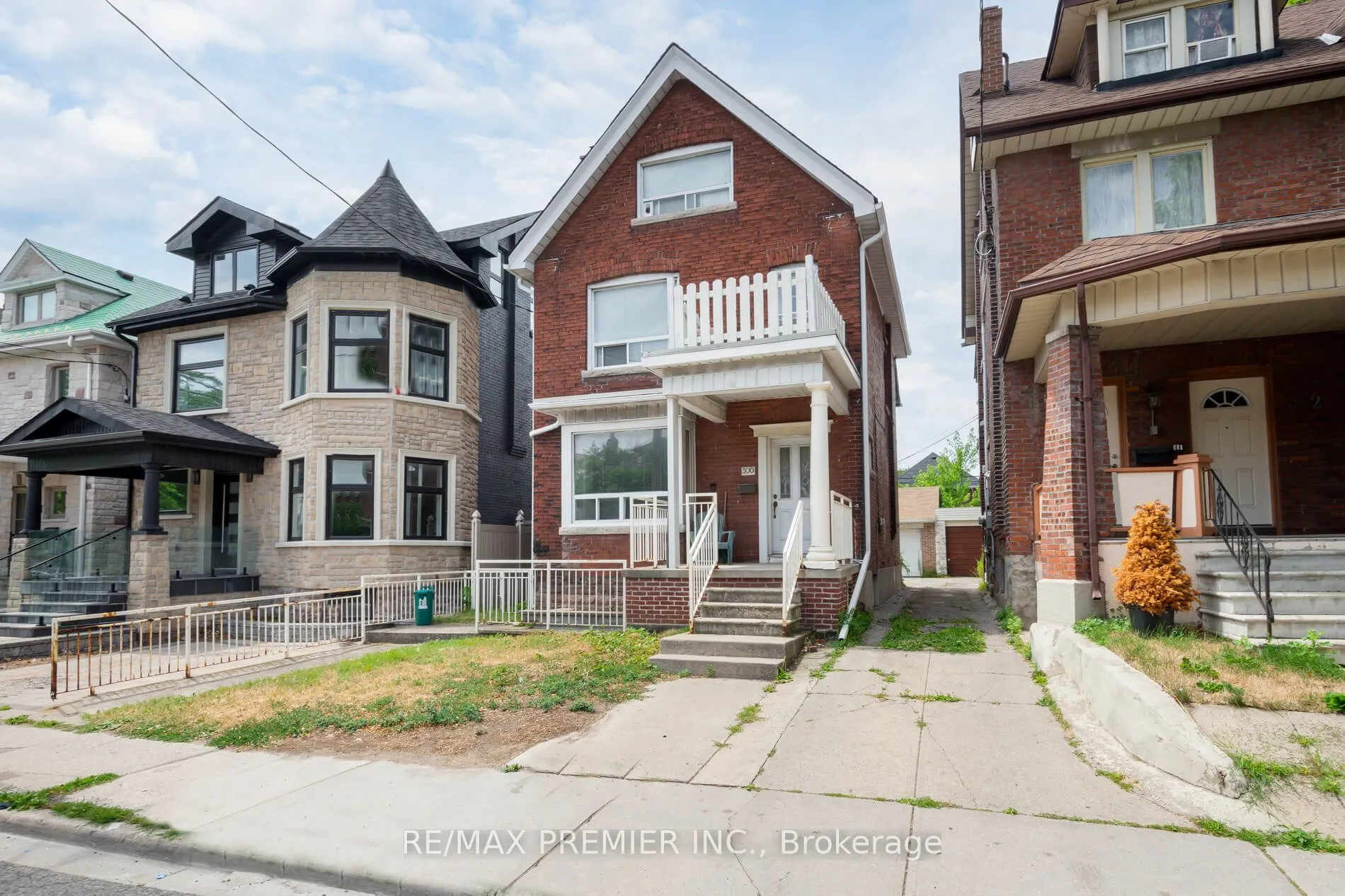 300 Keele Street, ON M6P 2K4